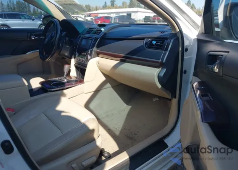 2013 Toyota Camry Xle V6 z USA, uszkodzony, nr VIN 4T1BK1FK2DU021444